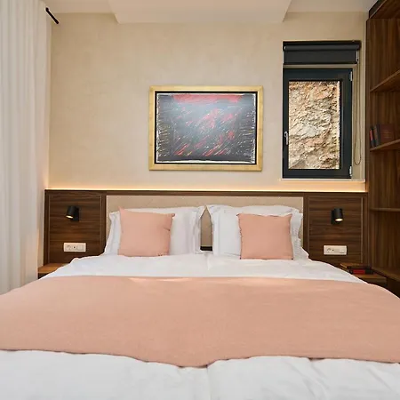 New & Luxury 5* With Breathtaking View- Kiki Lu Apartment